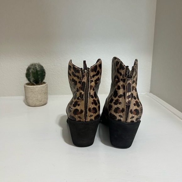 Ariat Leopard Print Ankle Boots - Picture 6 of 7